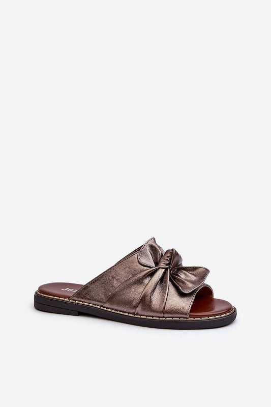 Clacquettes model 196425 Step in style