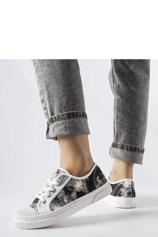 Baskets model 207709 Solea