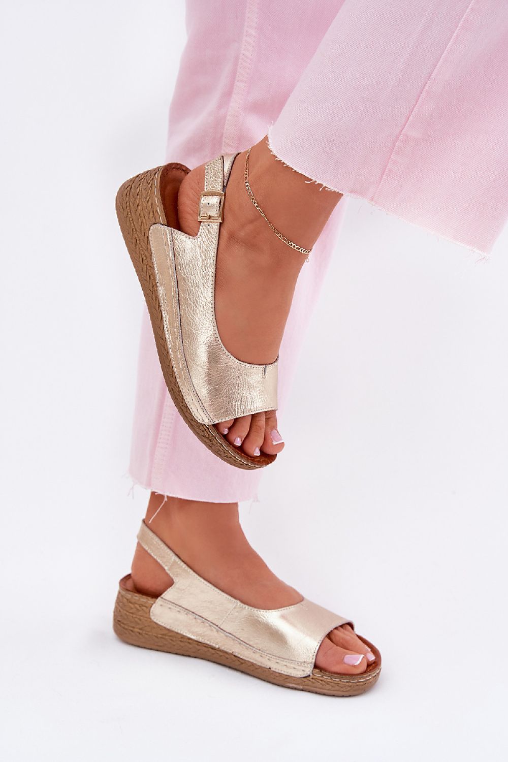 Cothurnes model 215019 Step in style