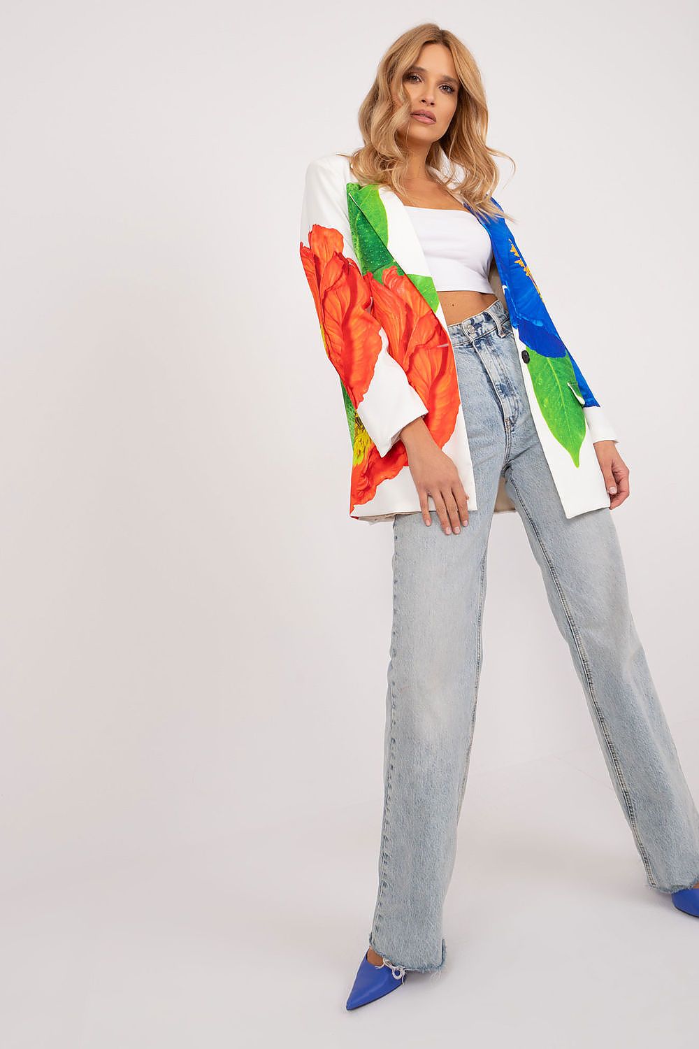  Vest model 195956 Italy Moda 