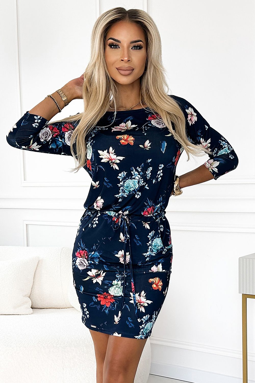  Robe de jour model 198344 Numoco 