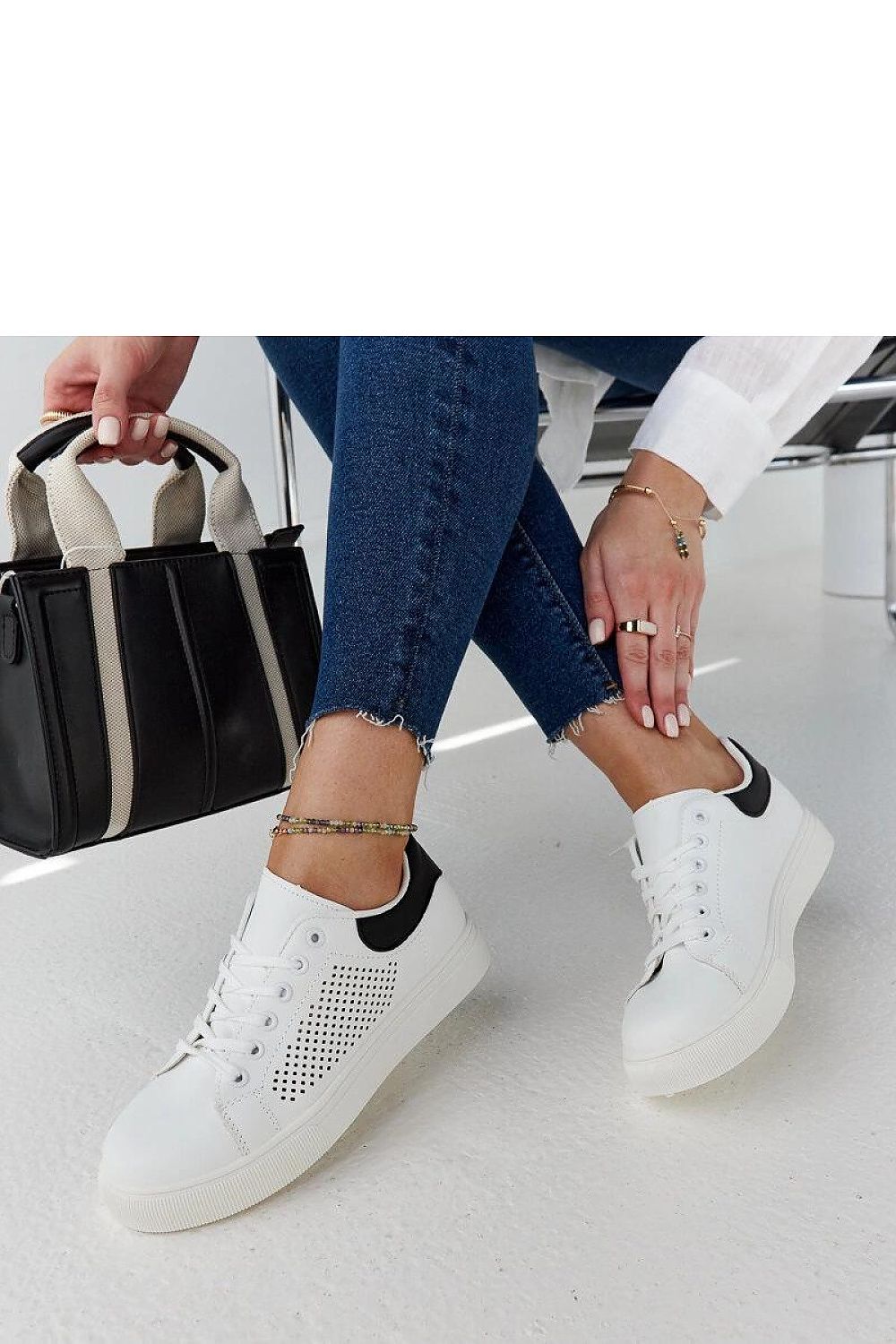  Baskets model 207477 Solea 