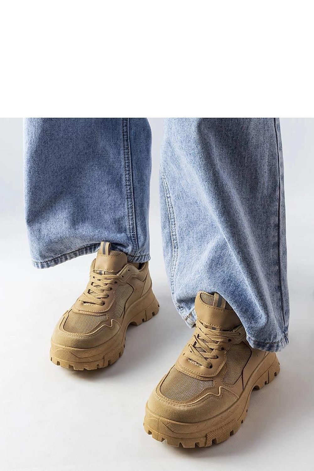  Baskets model 207813 Solea 