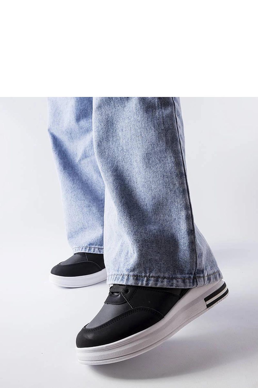  Baskets model 207917 Solea 