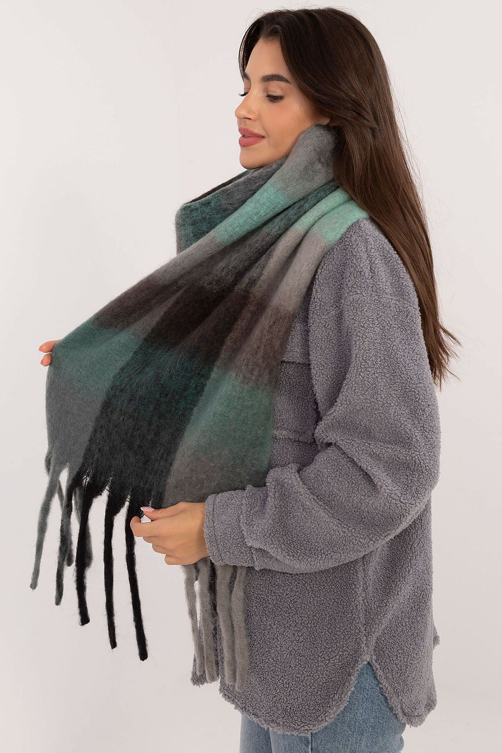  Châle model 208266 AT 