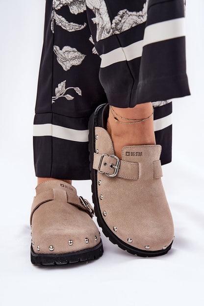  Clacquettes model 211679 Step in style 