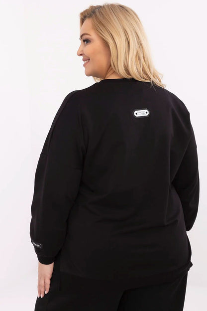  Sweatshirt model 211730 Relevance 