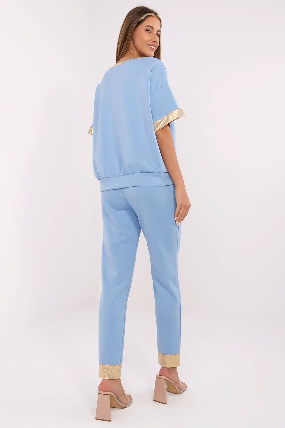  L`ensemble model 212053 Italy Moda 