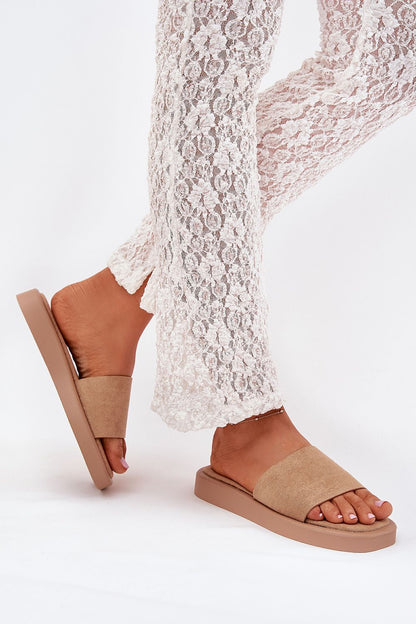  Clacquettes model 215737 Step in style 