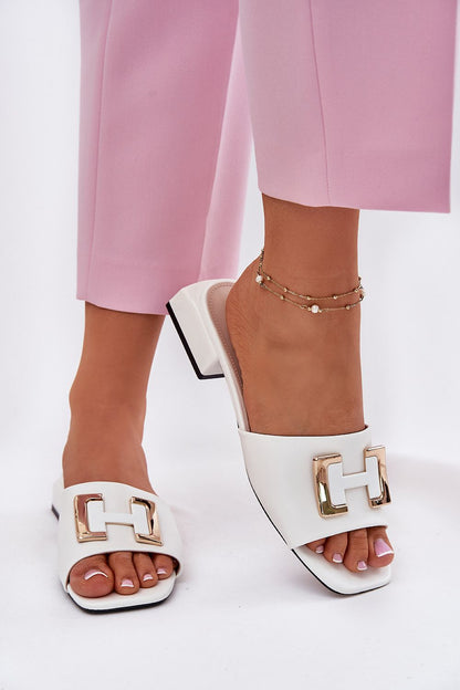  Clacquettes model 215982 Step in style 