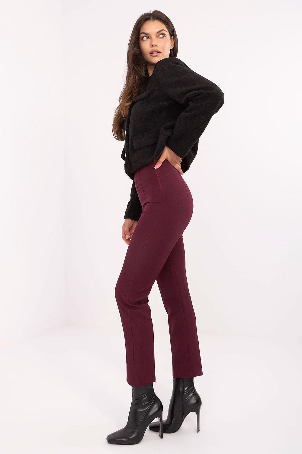  Pantalon femme model 216742 Rue Paris 