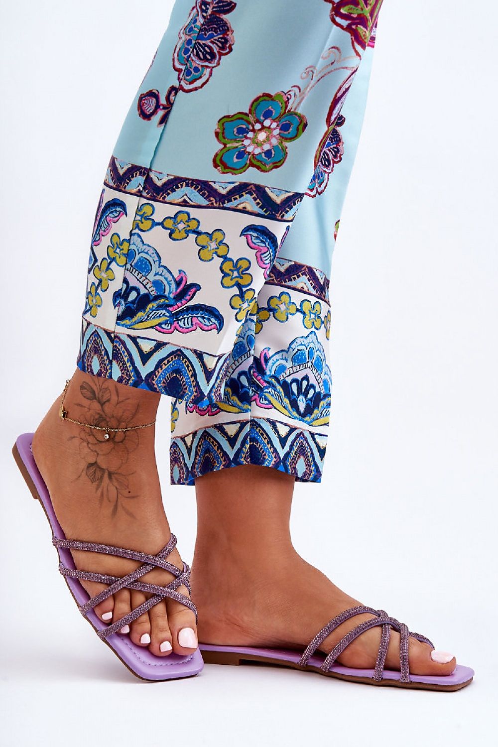  Clacquettes model 183619 Step in style 