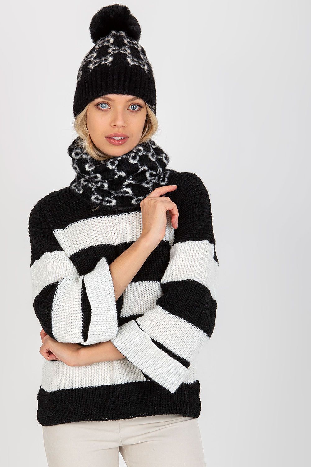  Infinity Écharpe model 185920 AT 